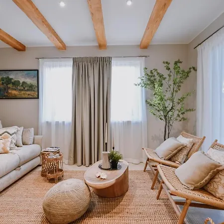 Malin Quattro With Private Jacuzzi *