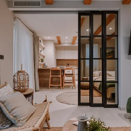 Malin Quattro With Private Jacuzzi * Vantacici