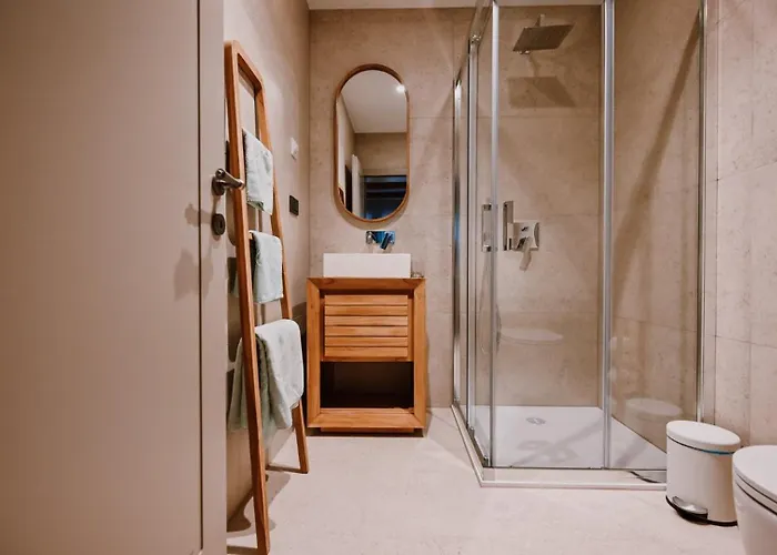 Malin Quattro With Private Jacuzzi Apartament Vantacici