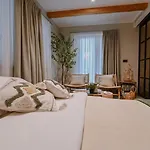 Malin Quattro With Private Jacuzzi Διαμέρισμα *