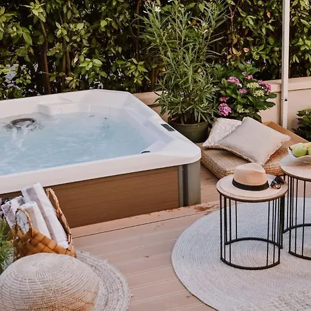 Malin Quattro With Private Jacuzzi